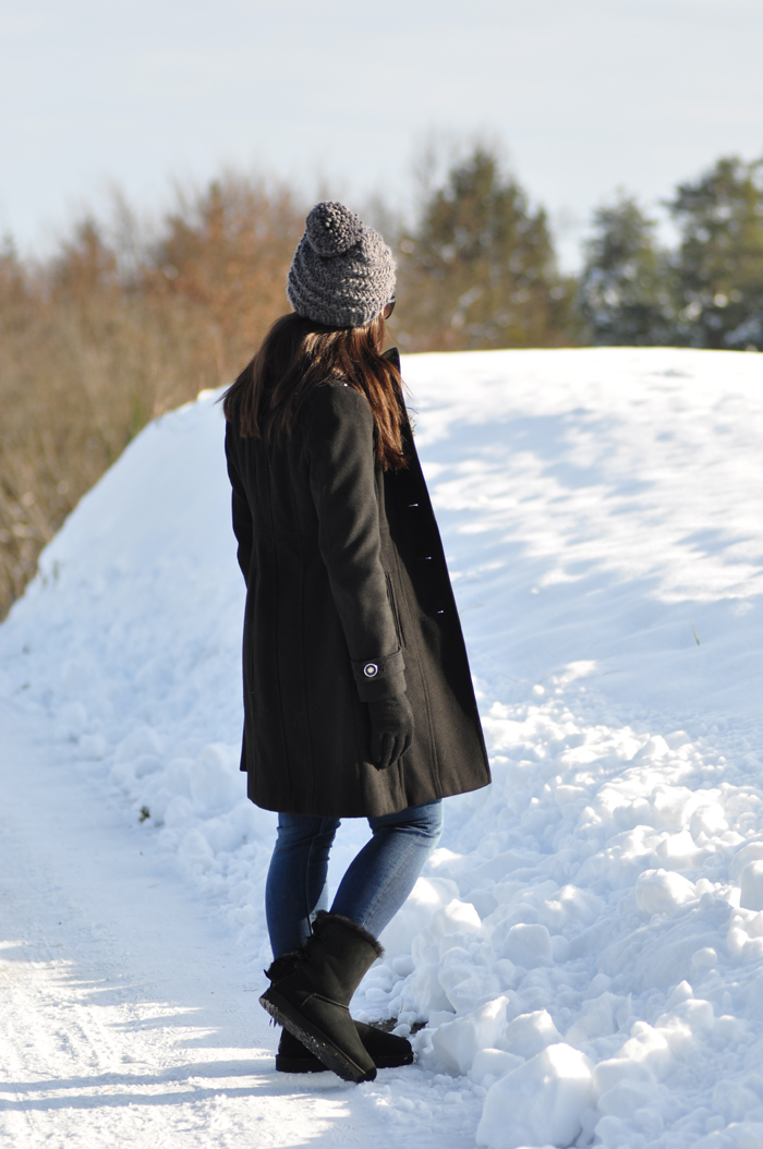 outfit winter uggs mit schleife rayban cats sonnenbrille 8
