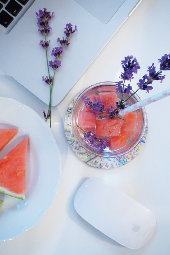 Office Drink Infused Water Melone Lavendel