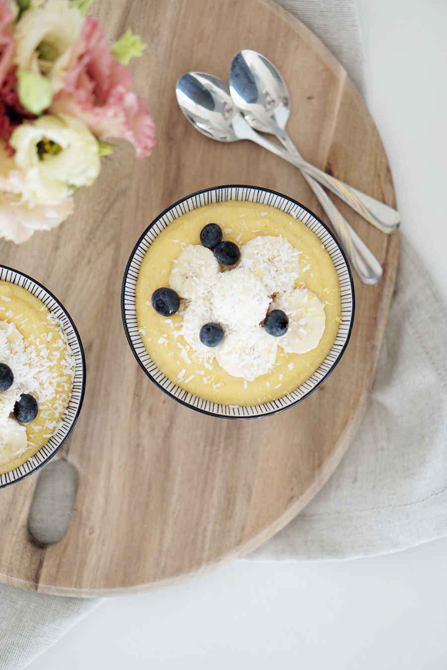 Fructosefreies Fruehstueck Zitronen Kokos Polenta mit Bananen 2