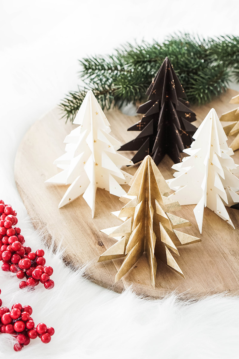 DIY Weihnachtsdeko – Origami Christbäume falten – DIY Weihnachtsschmuck selbstgemacht.jpg