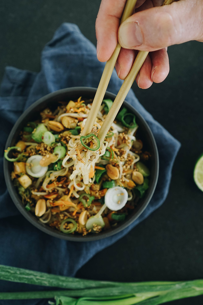 Reisnudeln mit Erdnuss-Sauce – vegan, glutenfrei - My Mirror World Reisnudeln mit Erdnuss-Sauce – vegan, glutenfrei - My Mirror World