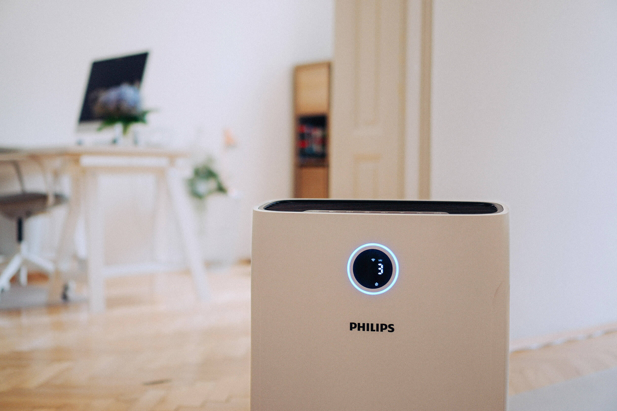 Philips Luftreiniger – die Hilfe bei einer Allergie gegen Pollen und für saubere Luft im Büro oder zu Hause